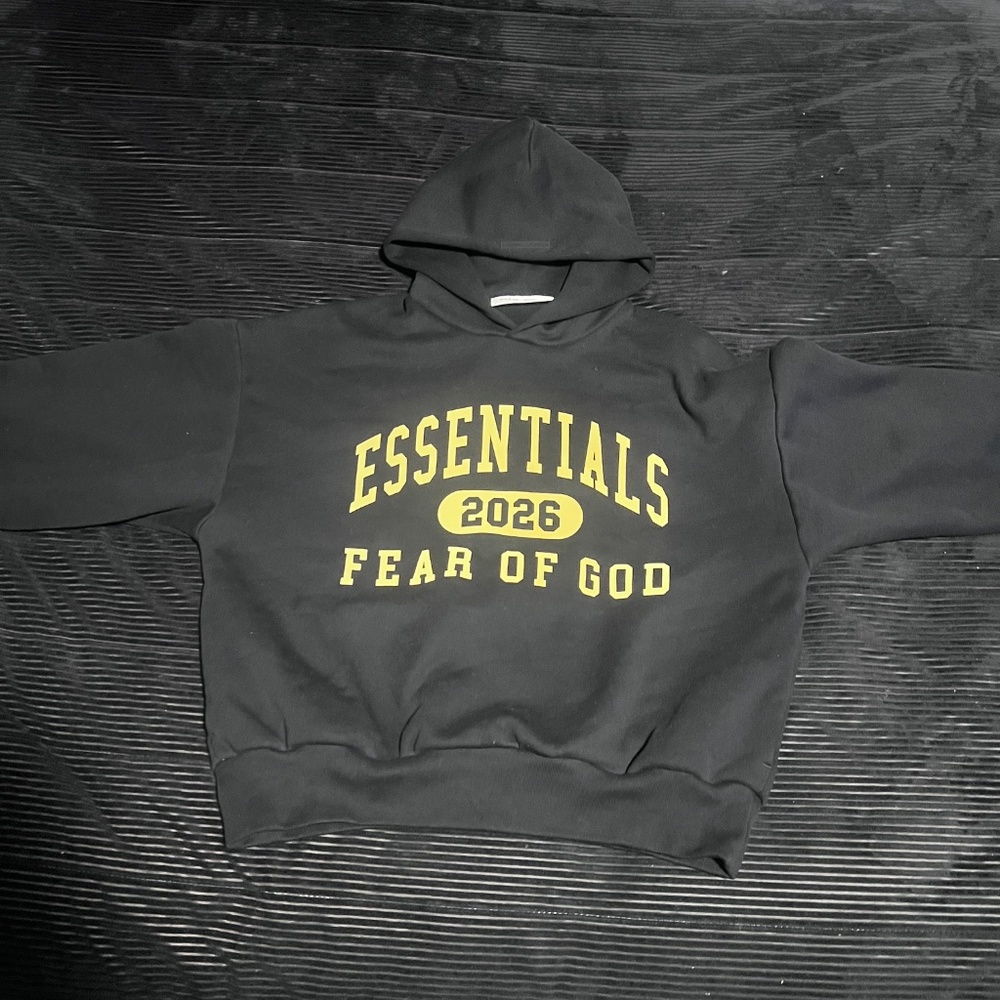 Essential suits, Denim Tears, Bathing Ape. - Picture 3 of 12